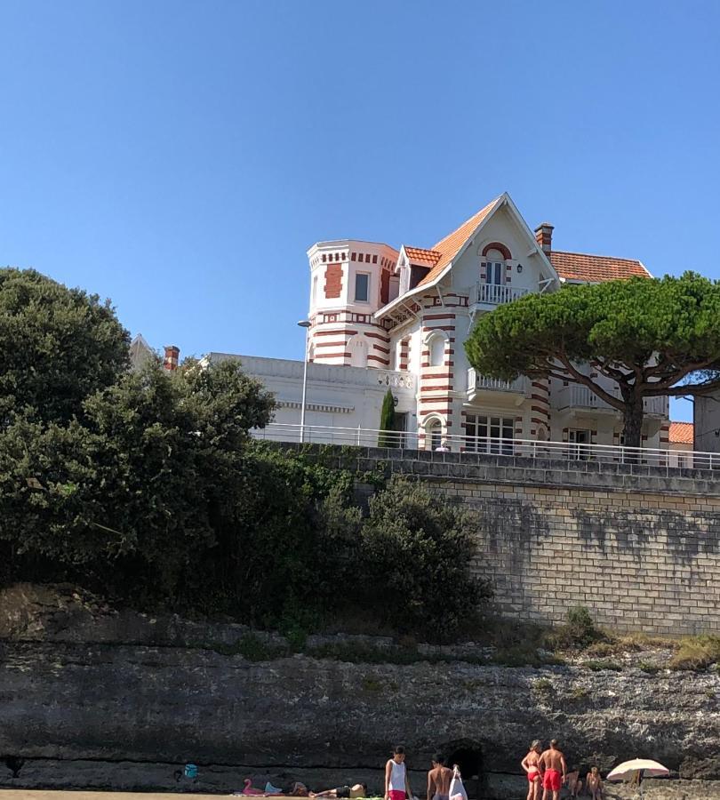 Falaise De Pontaillac Vaux-sur-Mer Extérieur photo