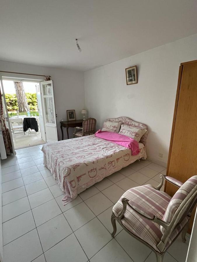 Falaise De Pontaillac Vaux-sur-Mer Extérieur photo