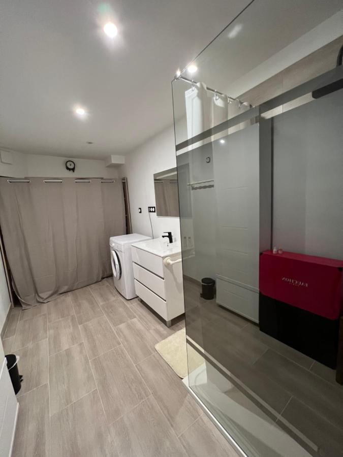 Falaise De Pontaillac Vaux-sur-Mer Extérieur photo