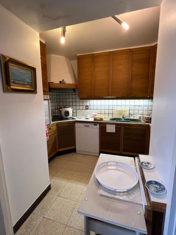 Falaise De Pontaillac Vaux-sur-Mer Extérieur photo