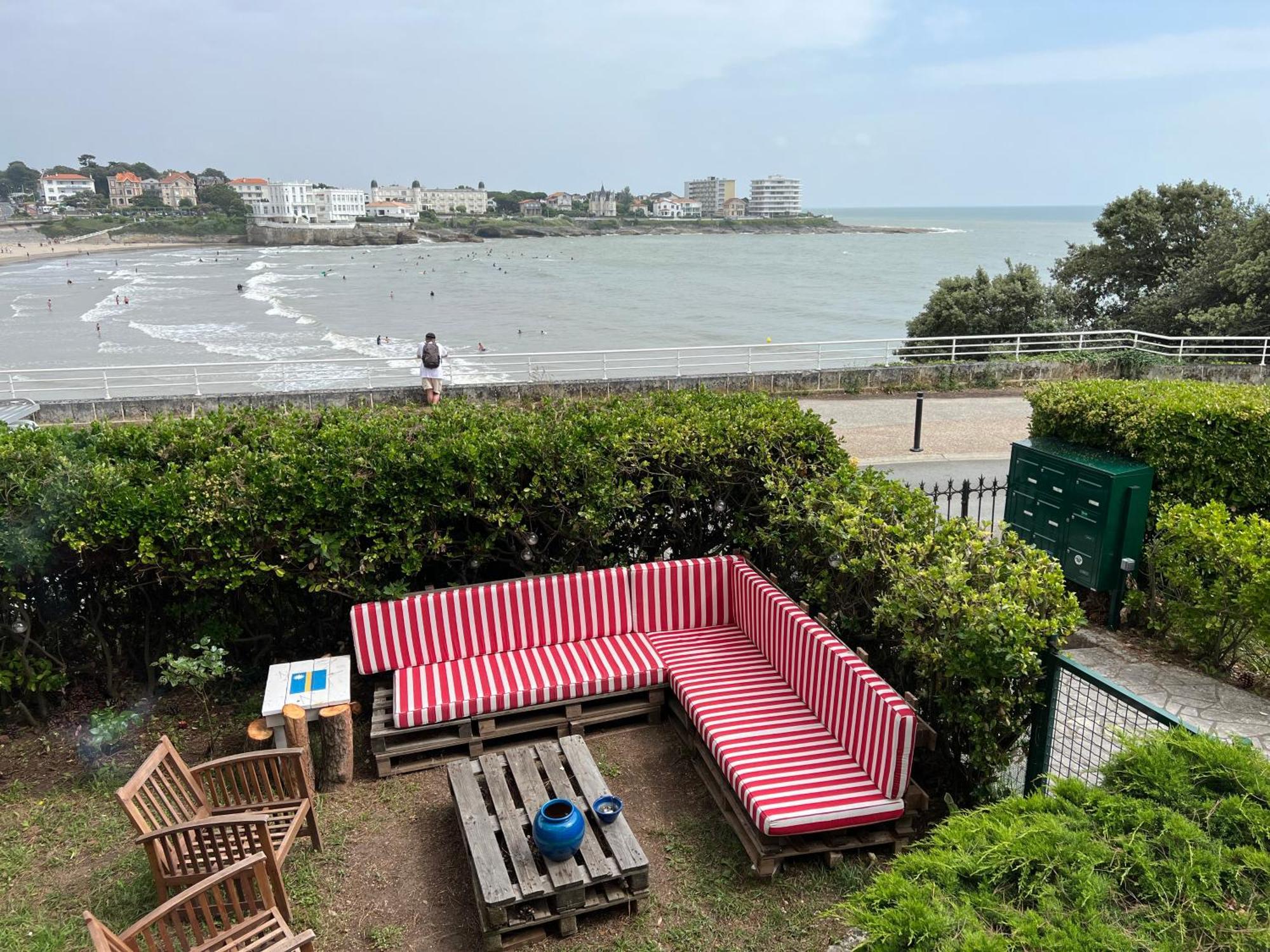 Falaise De Pontaillac Vaux-sur-Mer Extérieur photo